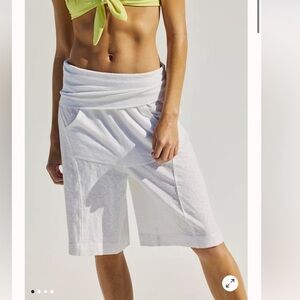 Free People Beach‎ Harem Shorts Size Small